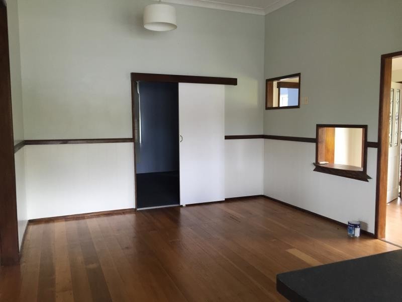 10 Kennedy Street, The Range QLD 4700